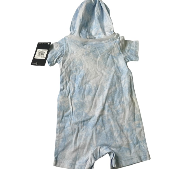 Nike 9 month blue and white tie dye one piece romper - Picture 2 of 3